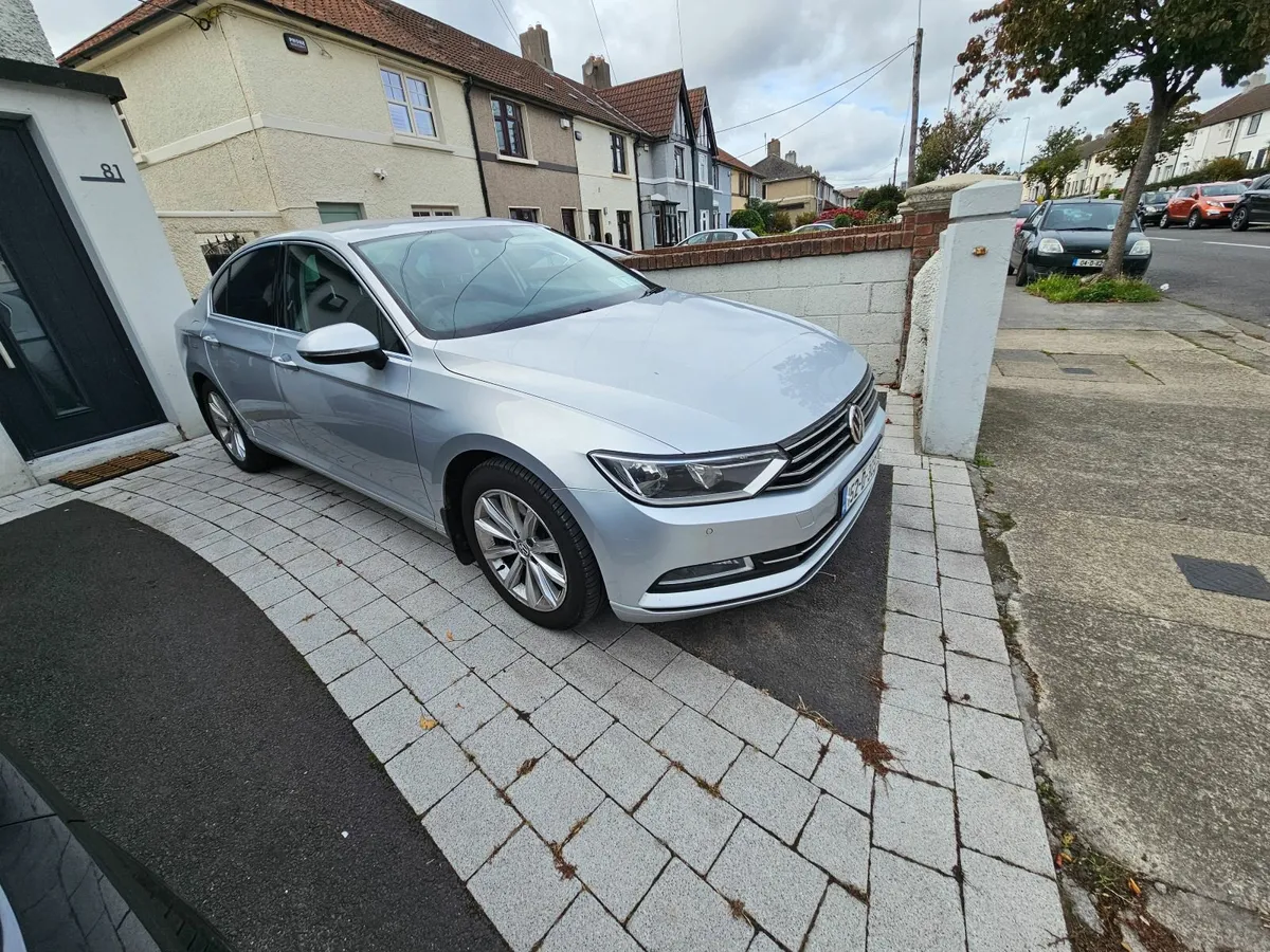 Volkswagen Passat 2015 - Image 1