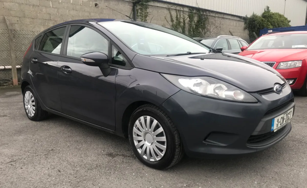 Ford Fiesta 2011 1.6 120 PS Zetec-S - Image 2