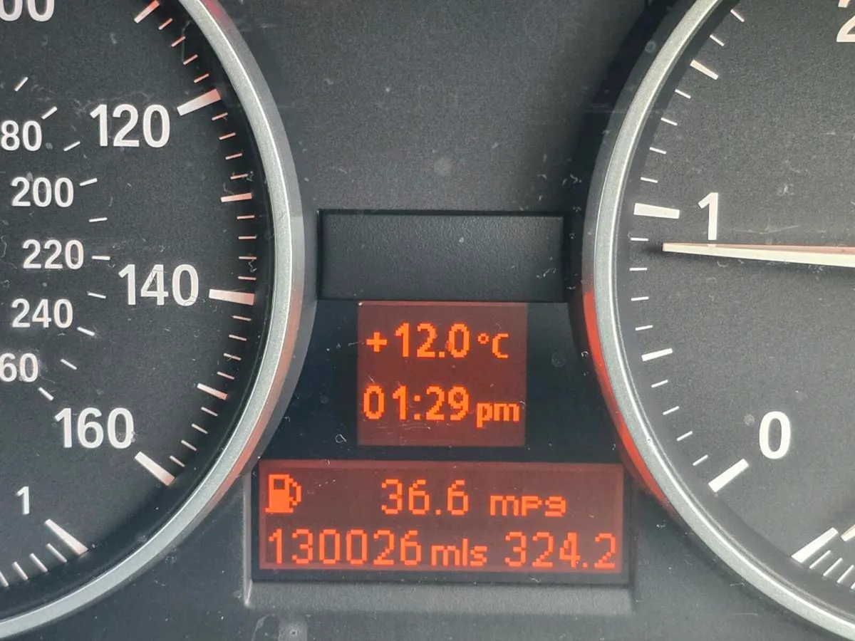 BMW X1 2011 - Image 4