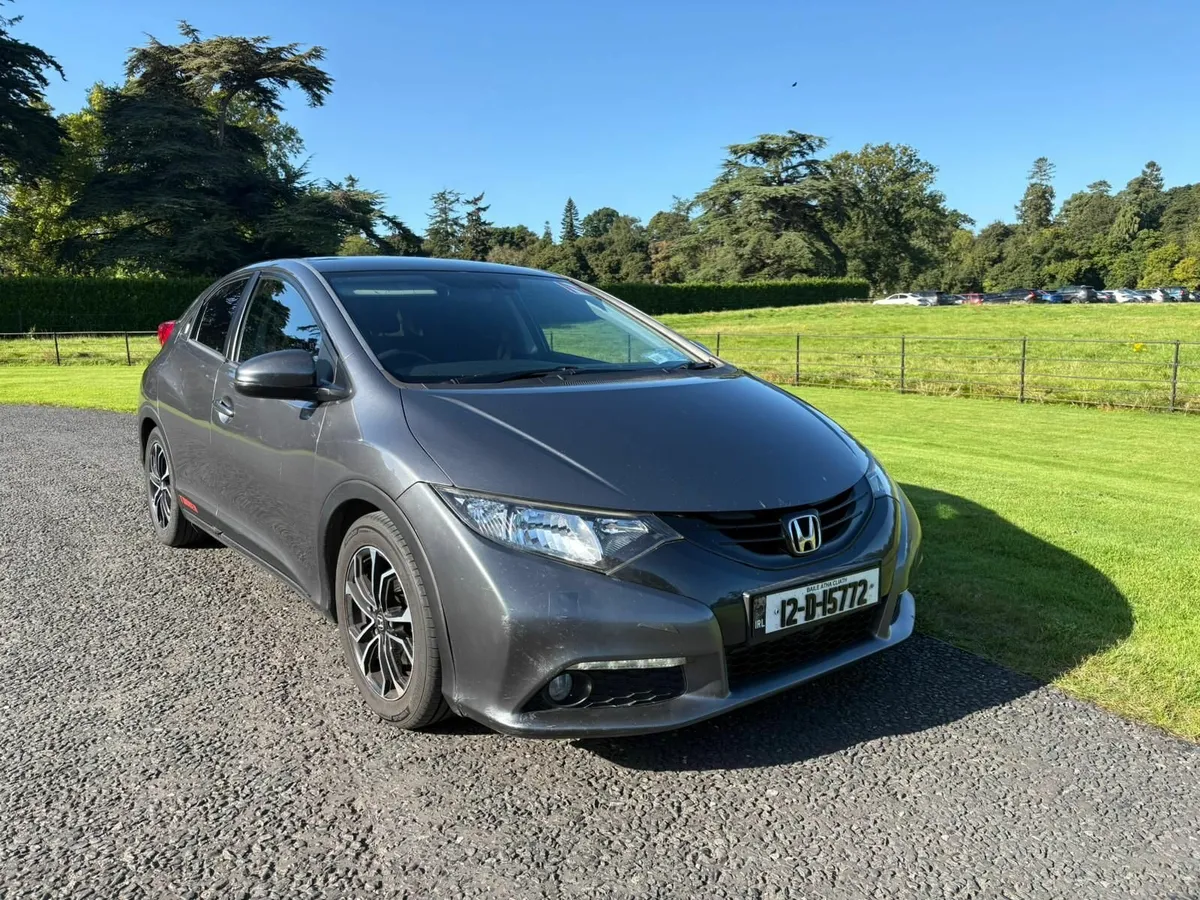 Honda Civic 2012 - Image 2
