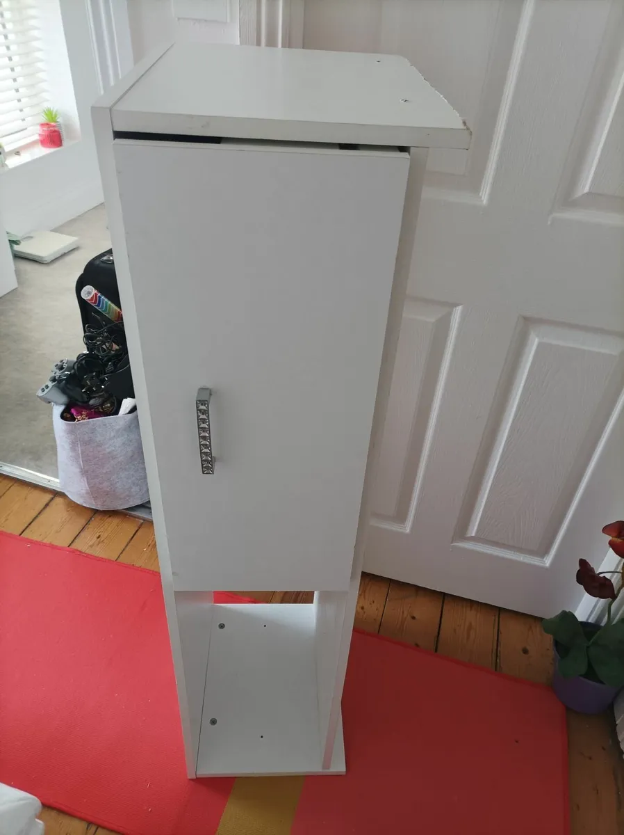 Tv stand - Image 2