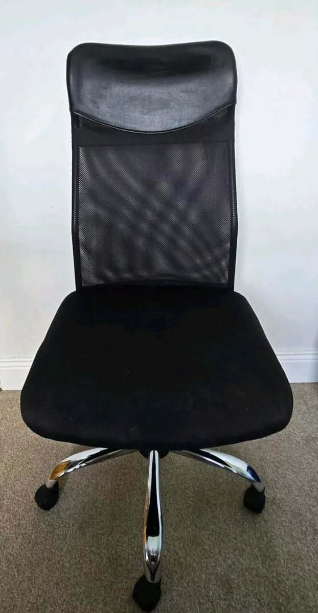 Ergonomic Office / Gaming Chair - Image 2