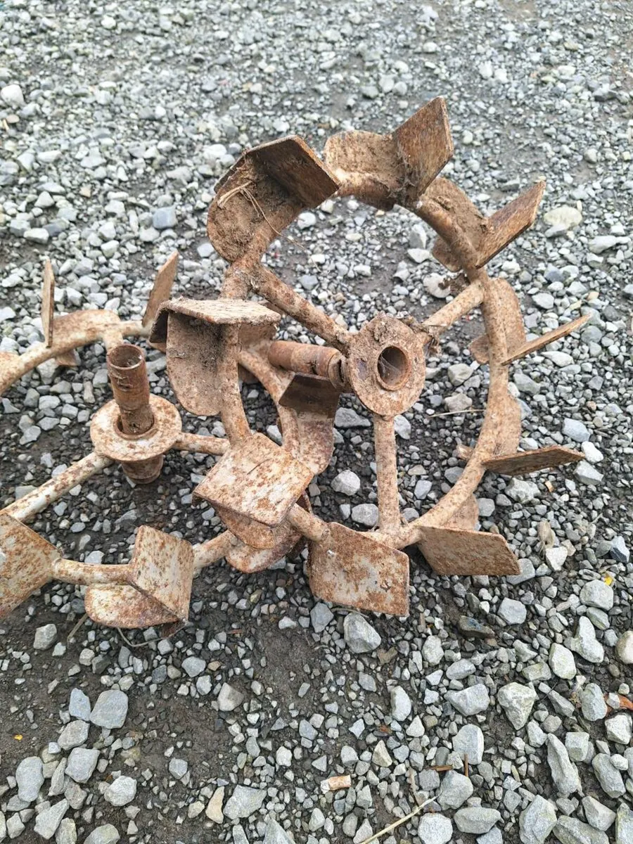 Rotavator merry tiller plough wheels - Image 3