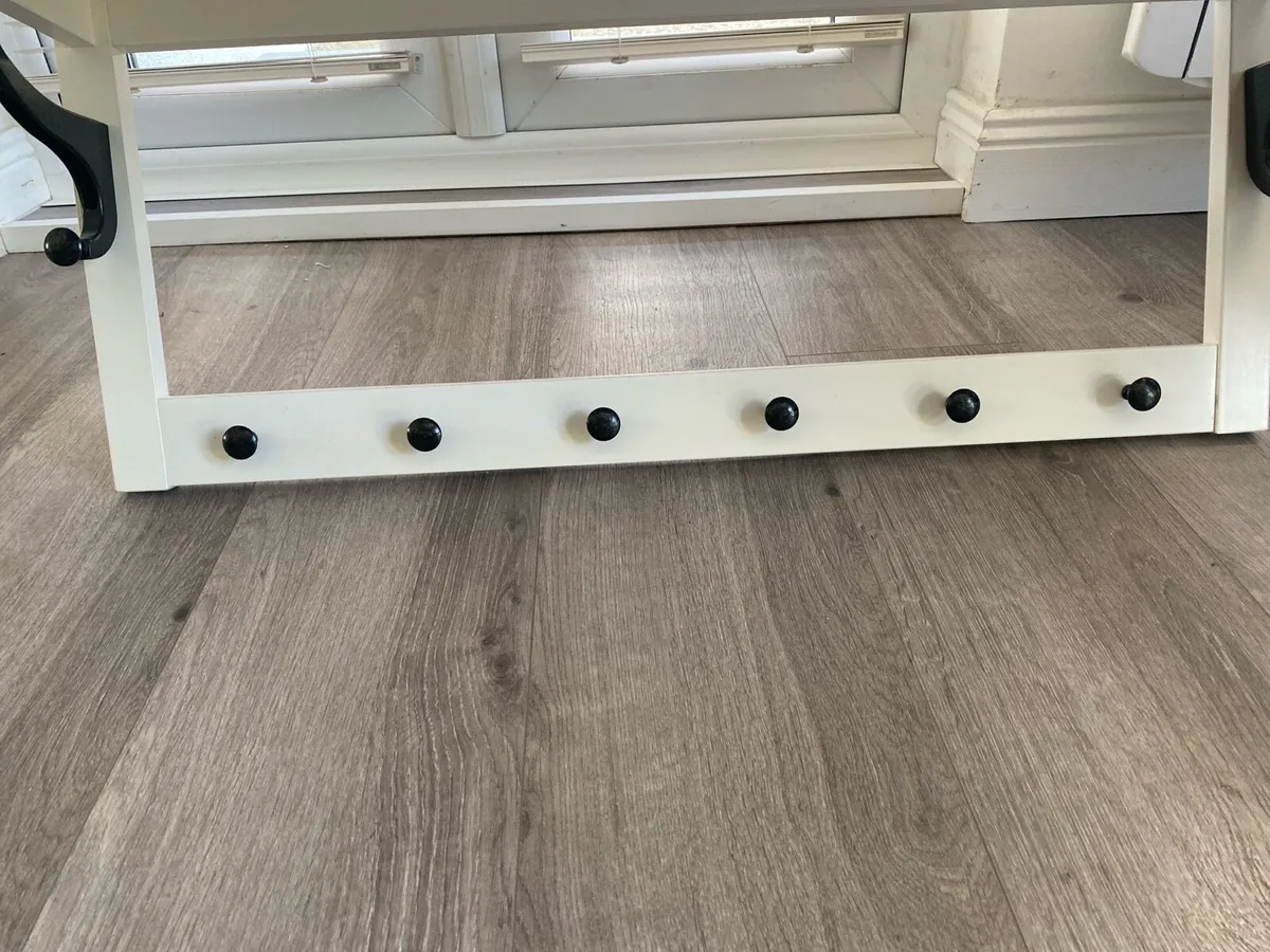 Clothes rail - Image 2