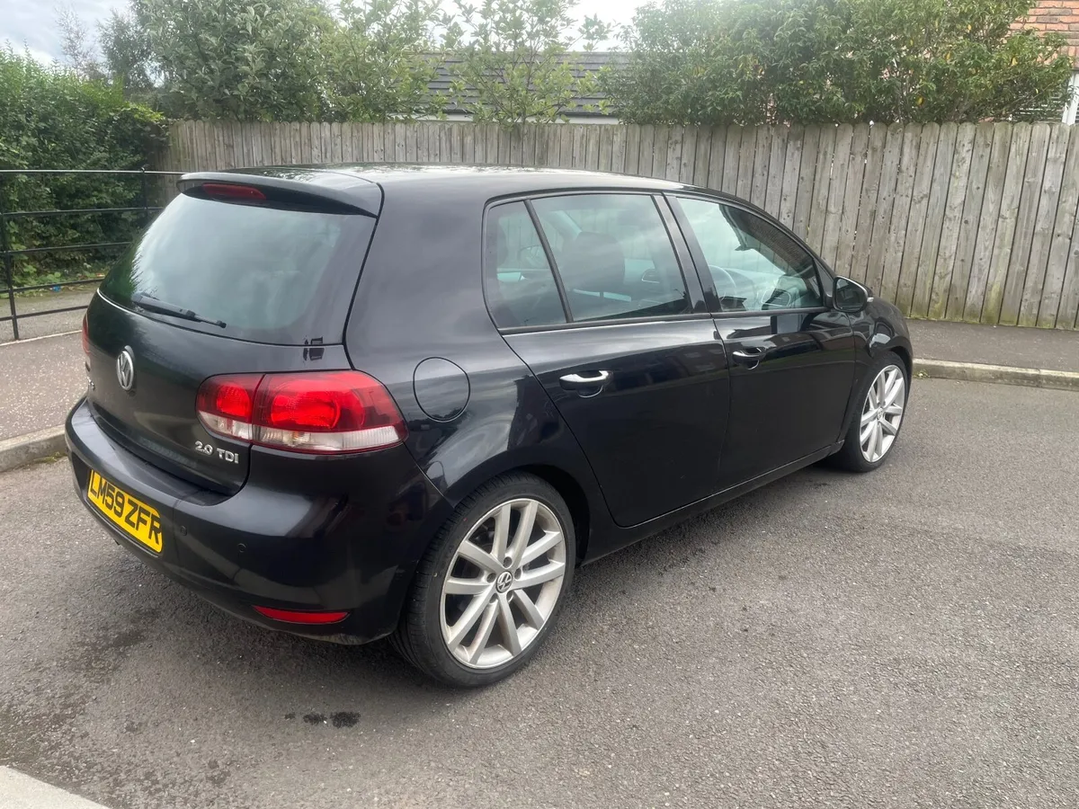 Volkswagen Golf 2009 - Image 4