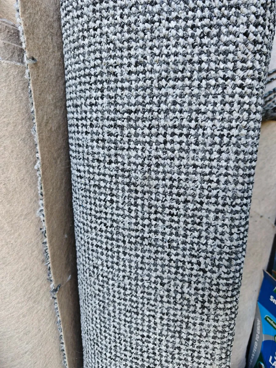 Carpet - Image 1