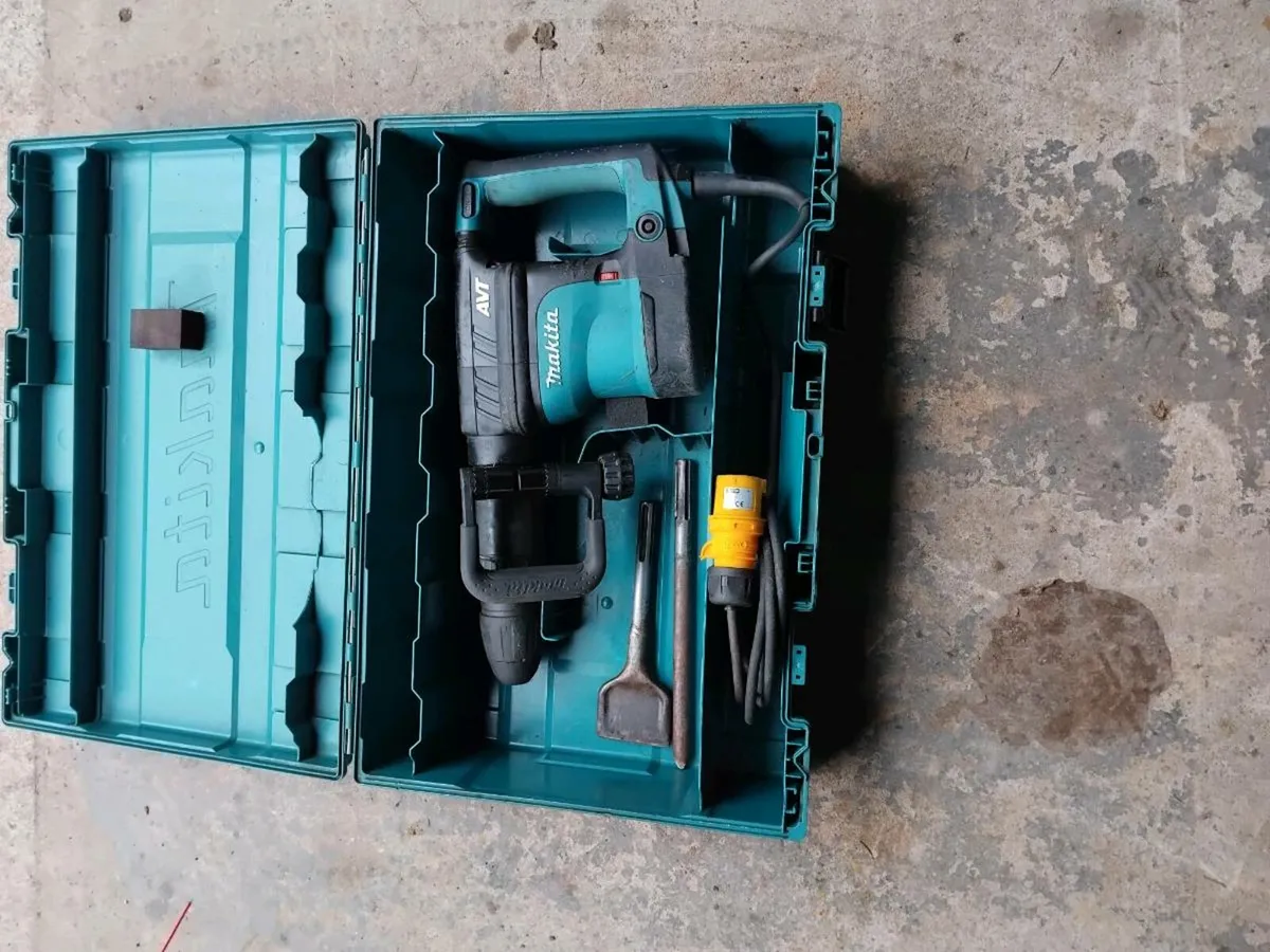 MAKITA BREAKER - Image 4