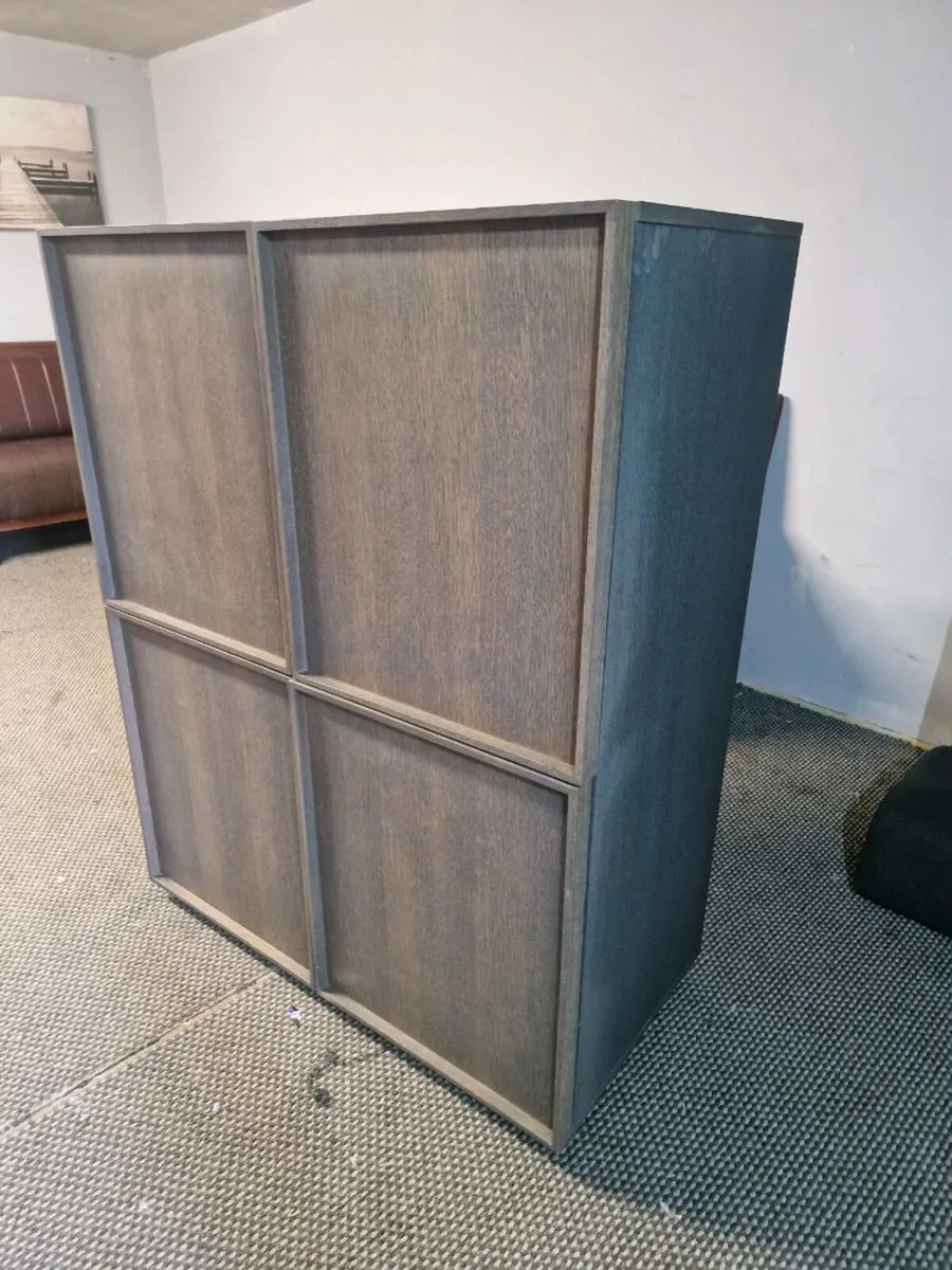 Cabinet - Image 2