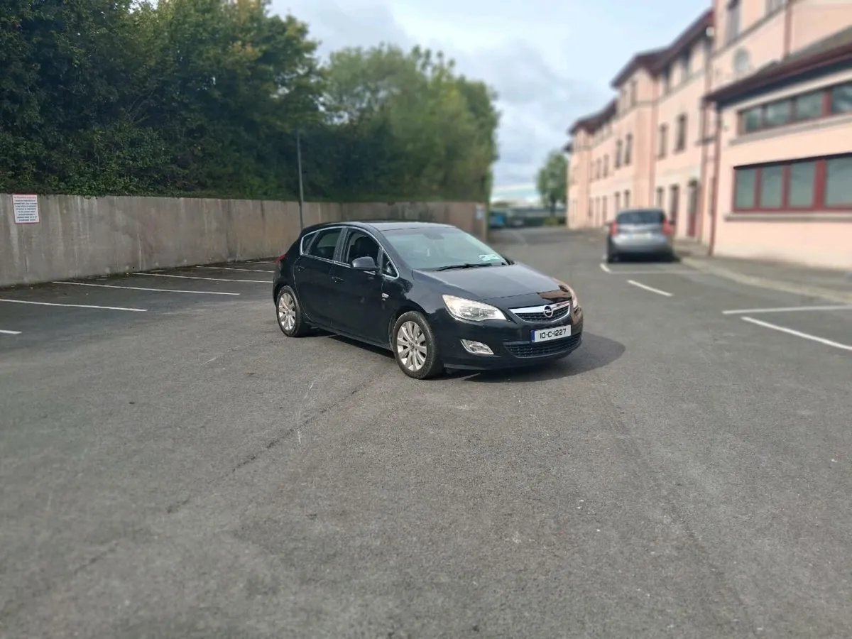 2010 opel astra ncted pristine condition!! - Image 2