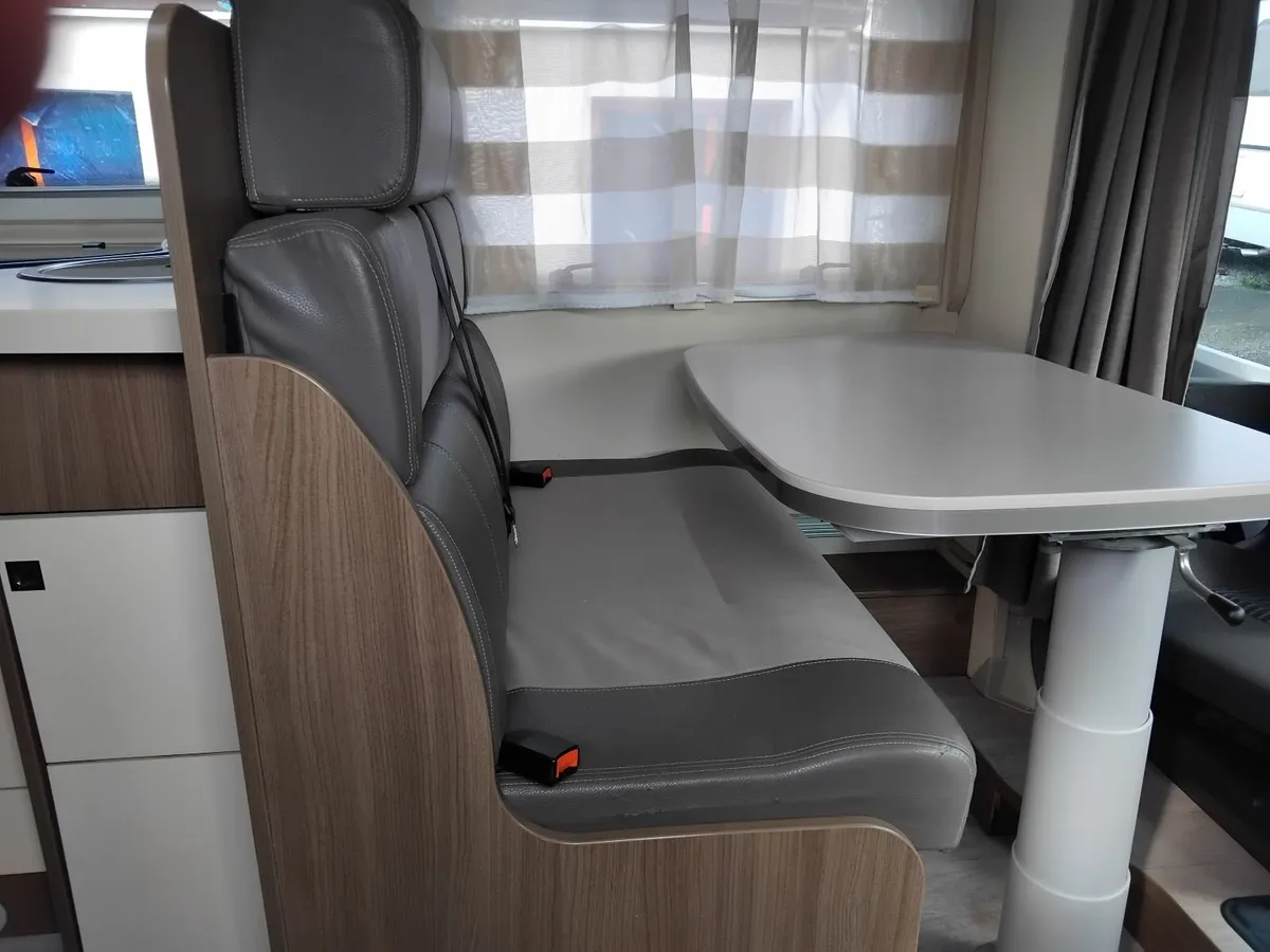 Campervan - Image 4