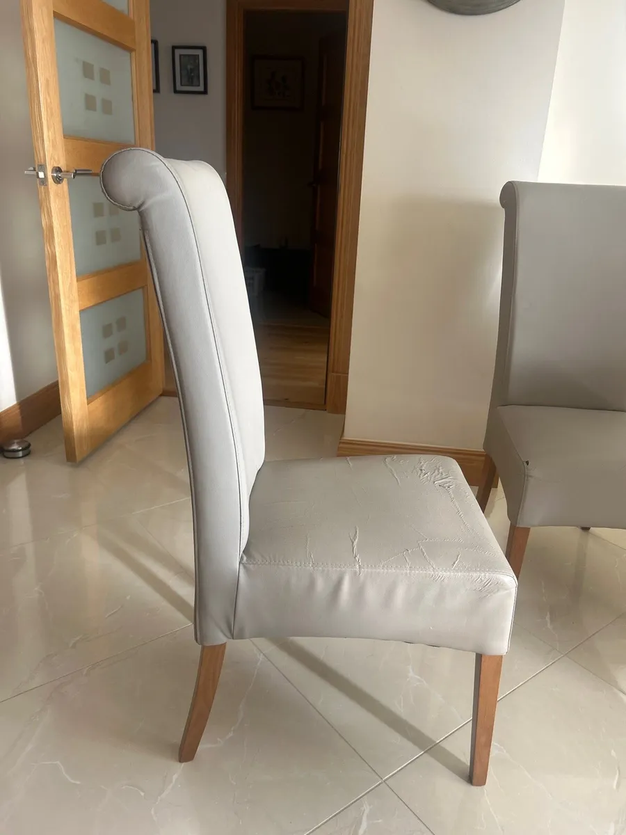 Dining chairs - Image 2