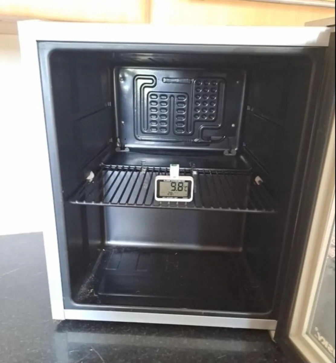 Budweiser mini fridge - Image 3