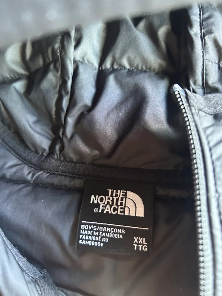 North face coat - Image 2