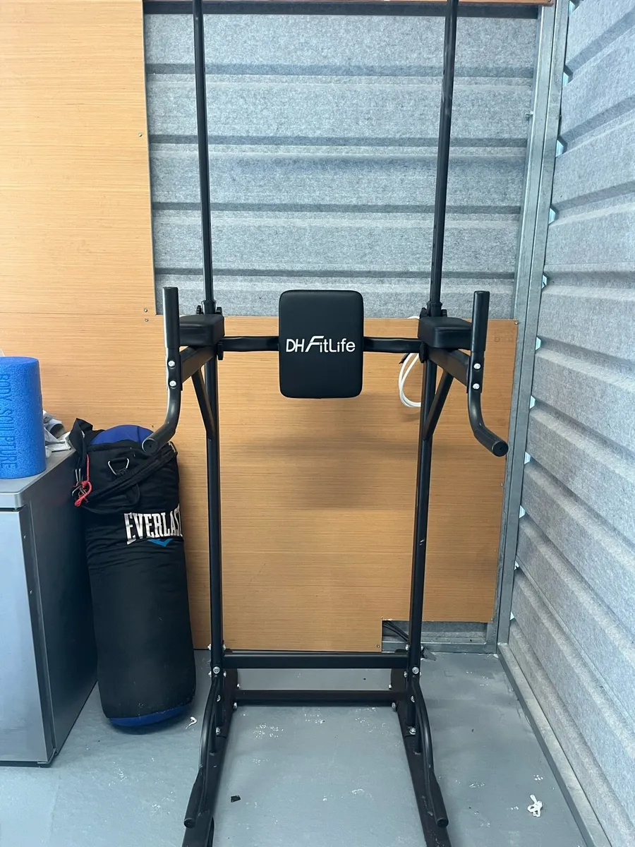 DH fitLife power tower dip station - Image 1