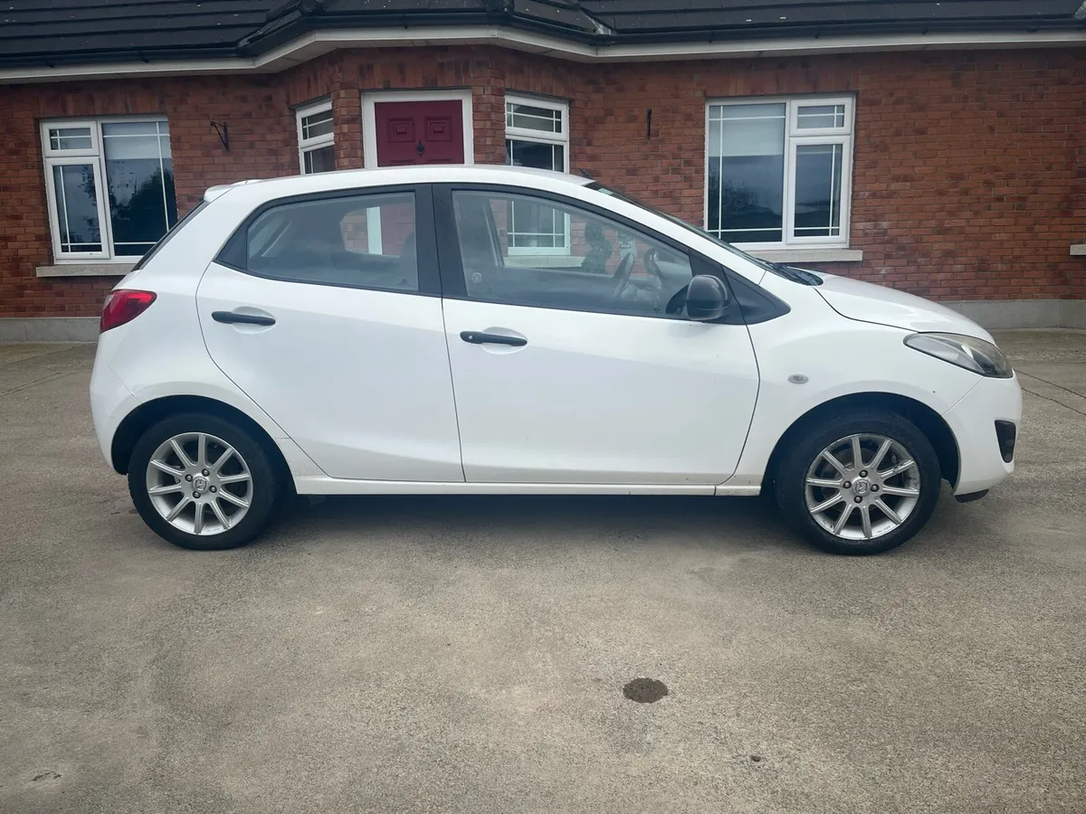 2012 Mazda 2 (1.3 Petrol) - Image 4