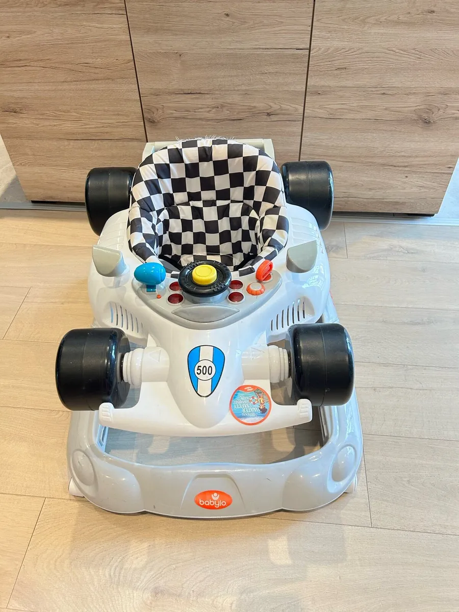 Babylo racing car walker - Image 2