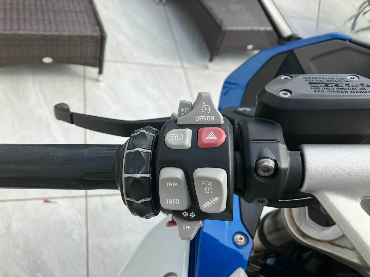 BMW R 1200 RS 2016 - Image 2