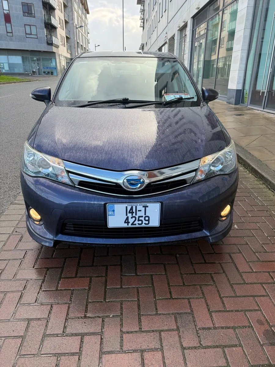 Toyota Corolla Fielder 1.5 Hybrid Automatic - Image 3