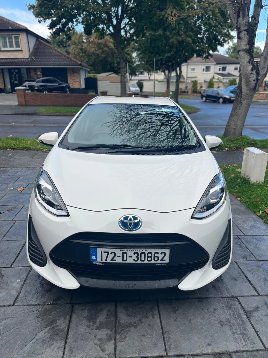 Toyota Aqua 2017 - Image 3