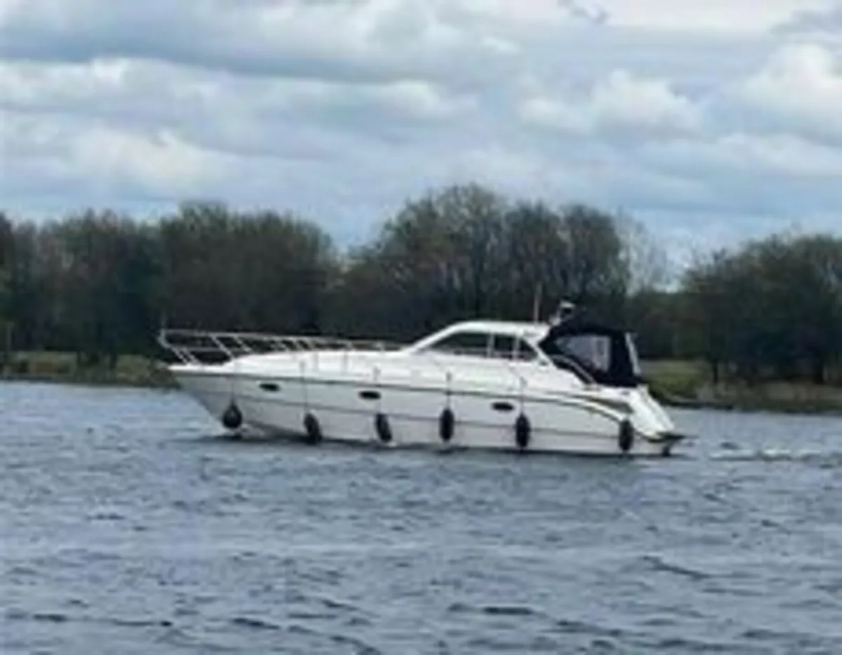 Hardy Seawings 355 Sports Cruiser - Image 1