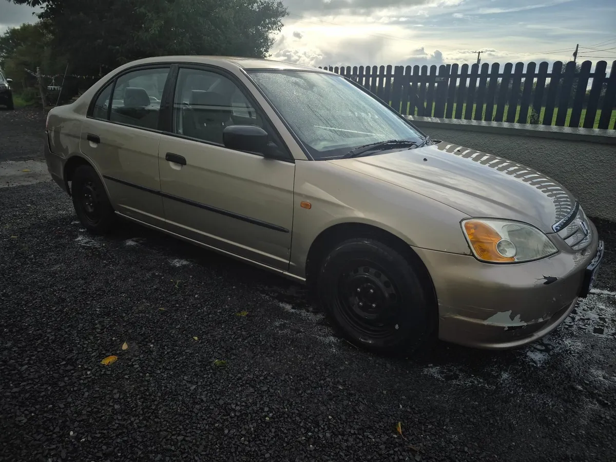 Honda Civic 2002 - Image 2