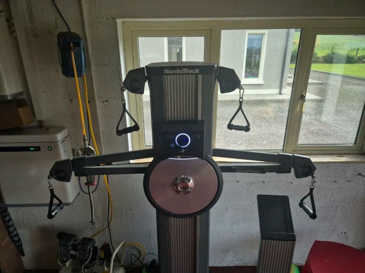 NORDICTRACK WEIGHTS MACHINE - Image 2
