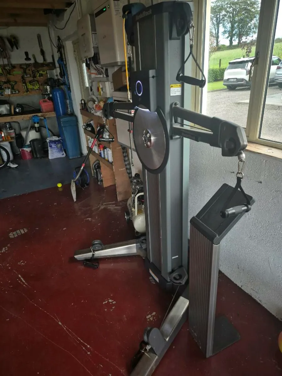 NORDICTRACK WEIGHTS MACHINE - Image 3