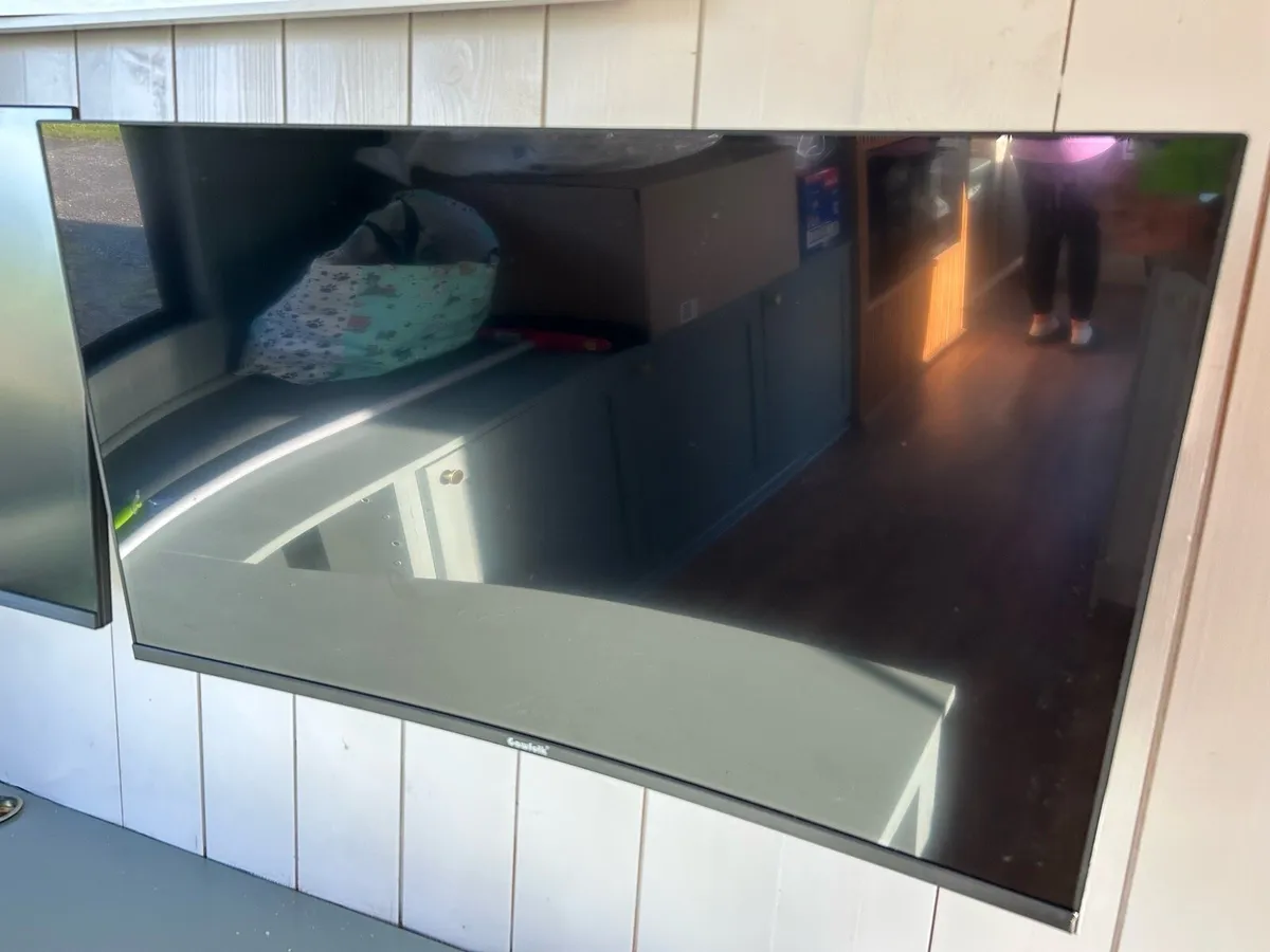 Gawfolk gaming curved monitor - Image 4