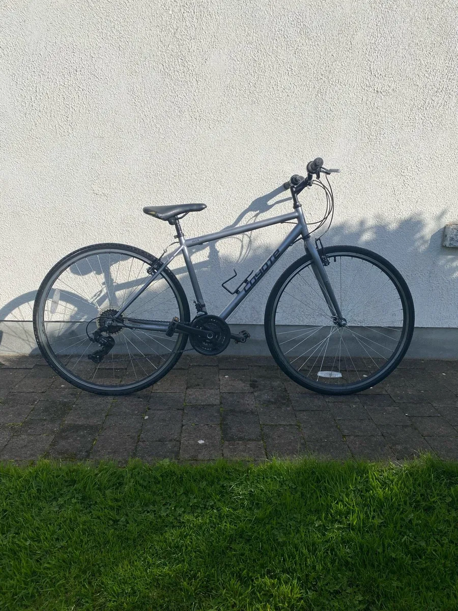 Grey hybrid bike - Image 2