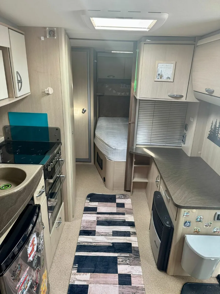 Sterling Eccles Jewel 2013 - 4 Berth - Fixed Bed - Image 3