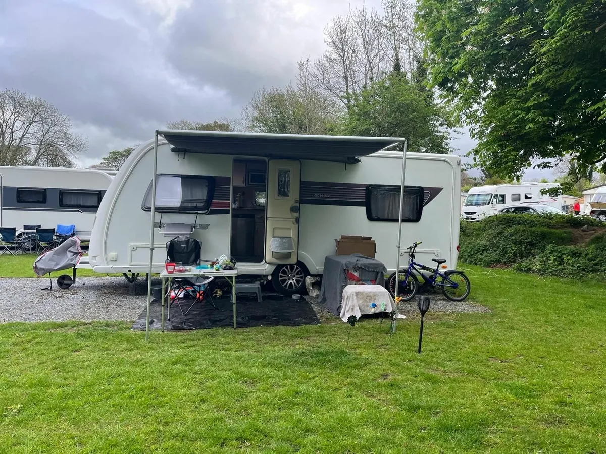 Sterling Eccles Jewel 2013 - 4 Berth - Fixed Bed - Image 4