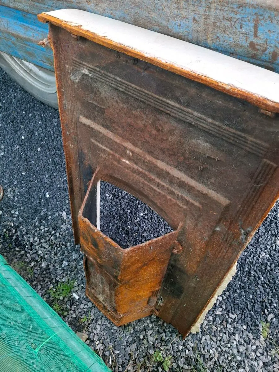 Old fire place - Image 1