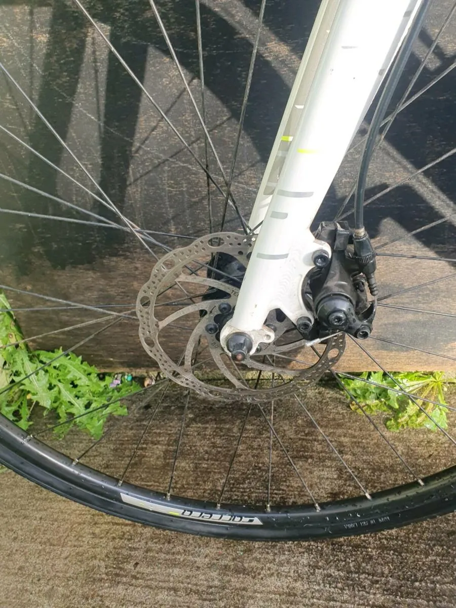 Road bike - Image 4