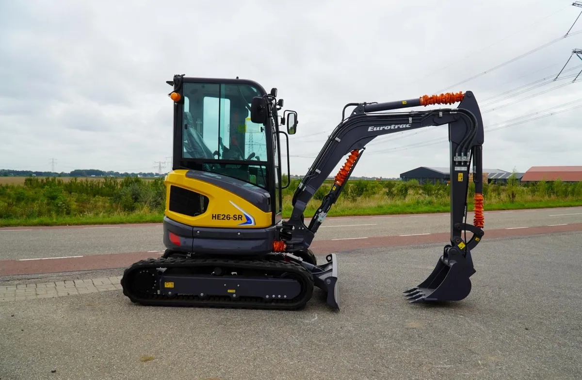 NEW Eurotrac HE26-SR Mini Excavator (2.6T) - Image 2