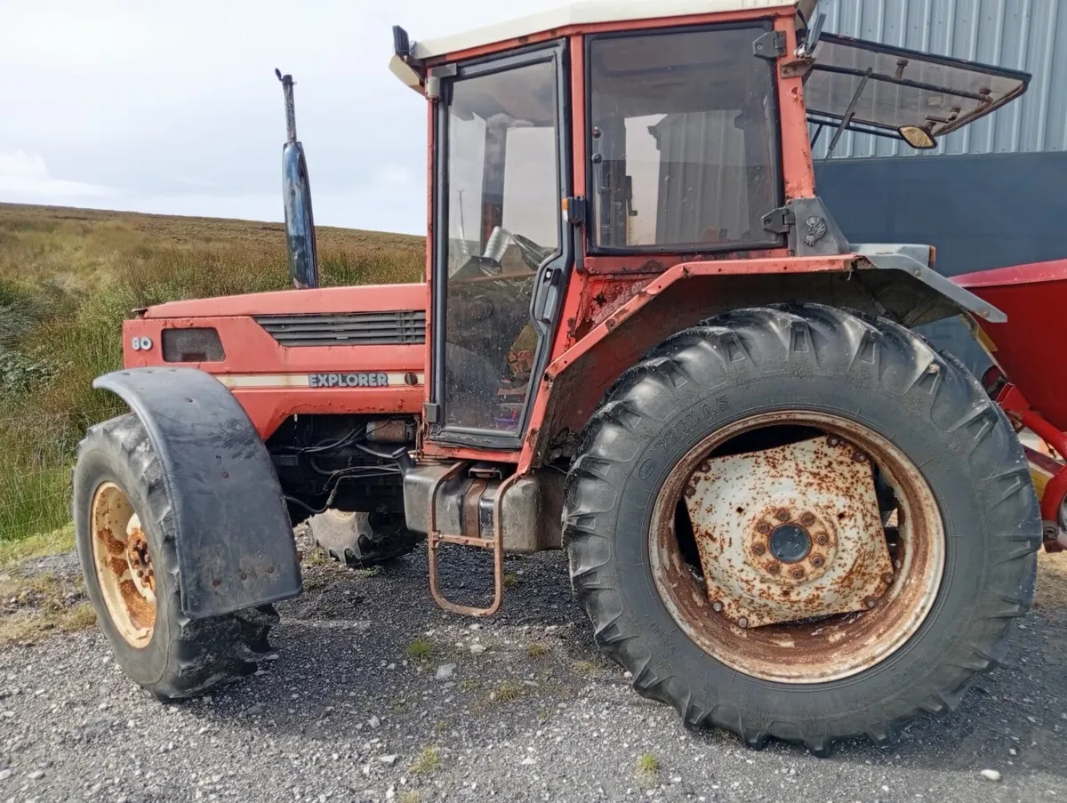 Same 80 tractor - Image 4