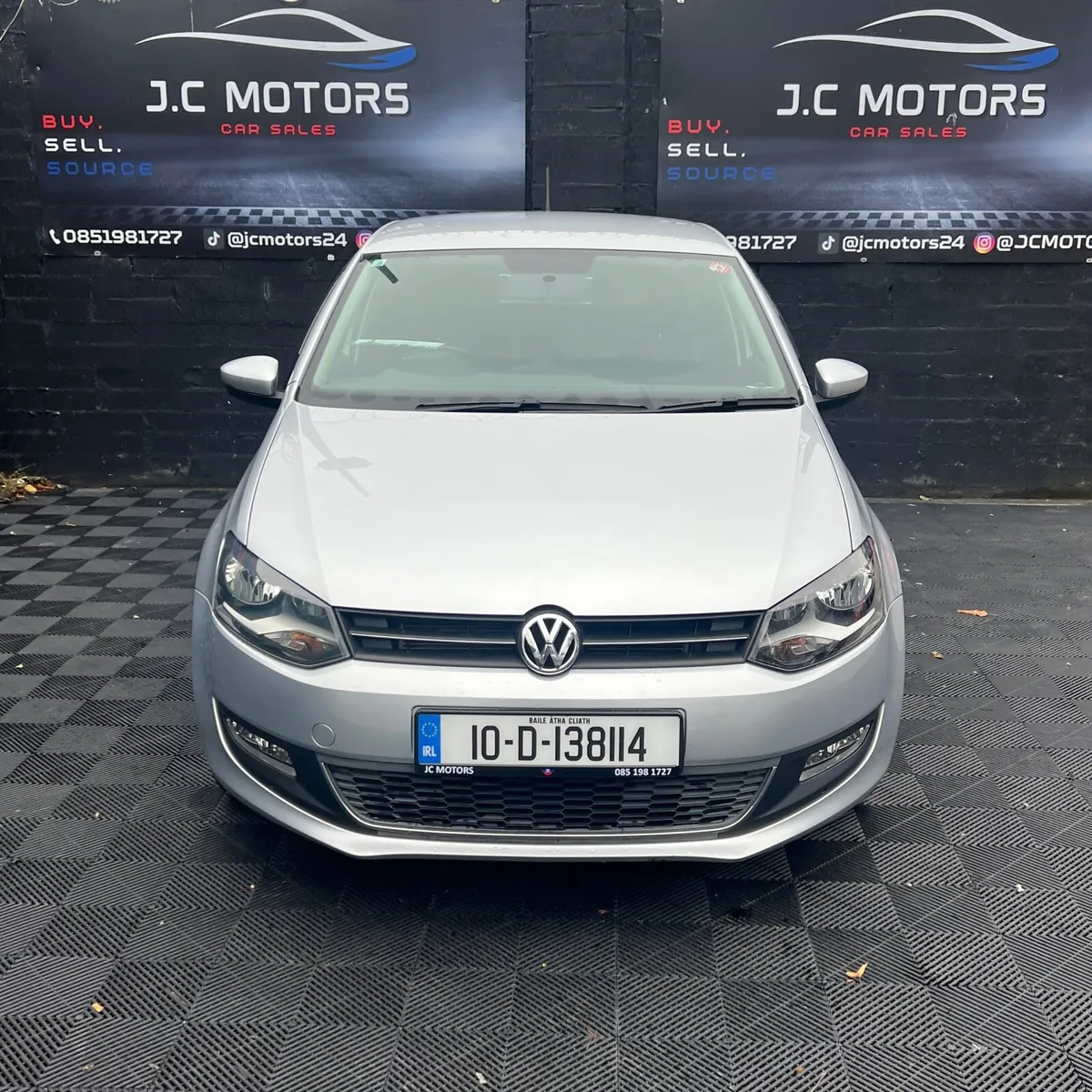 2010 VW Polo (Low KM) - Image 2