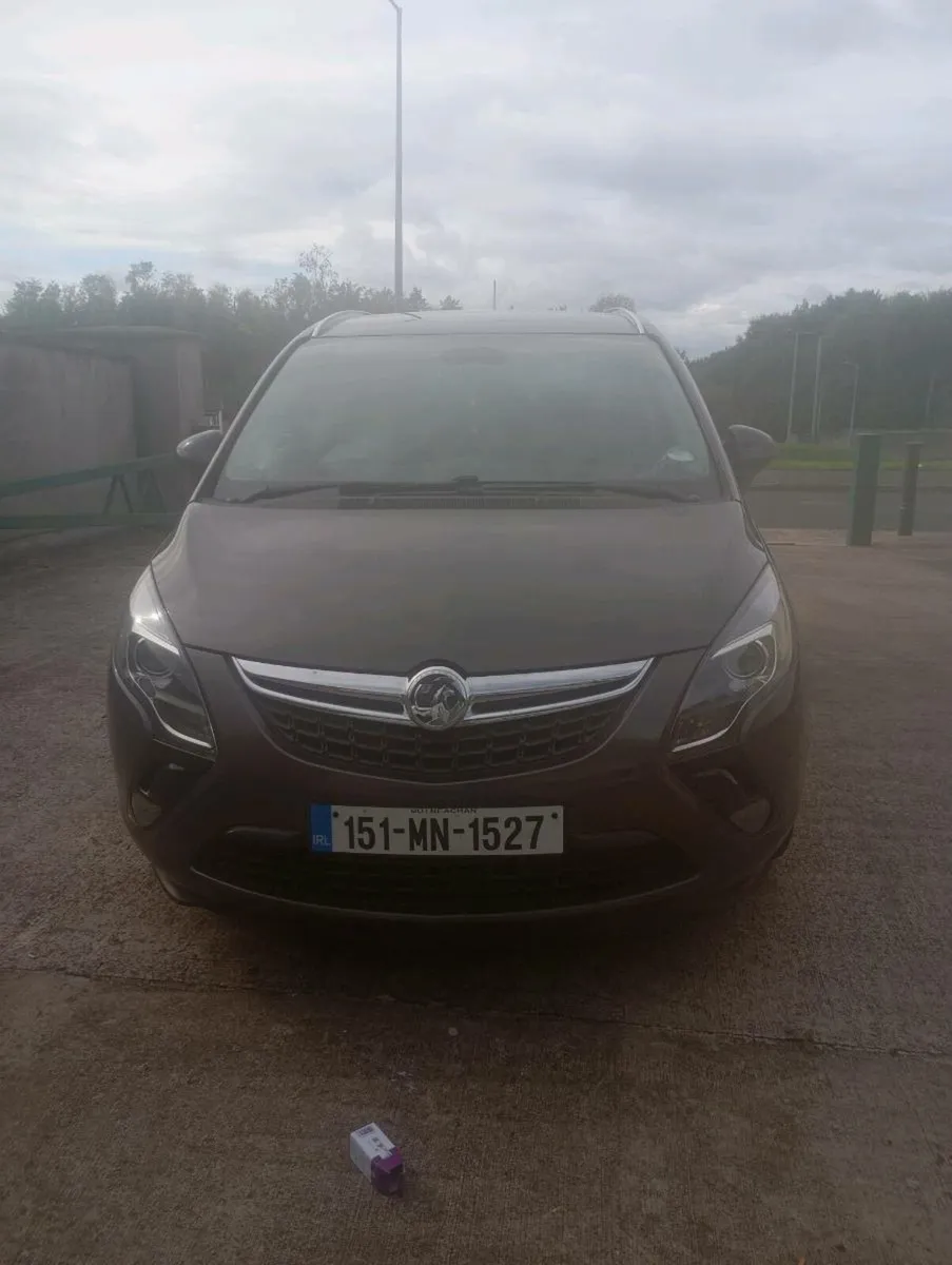 Car - Image 2