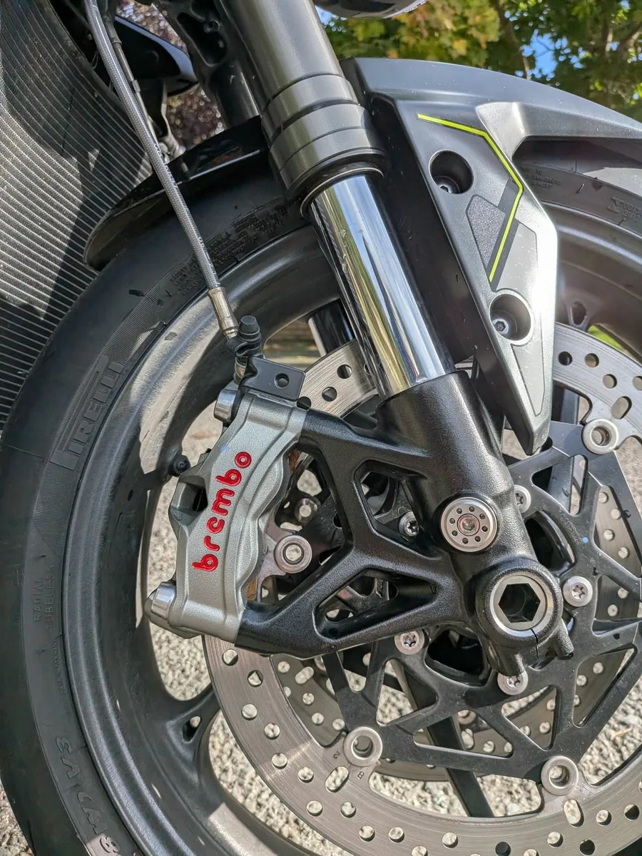 Triumph Street Triple 765RS - IMMACULATE - Image 4