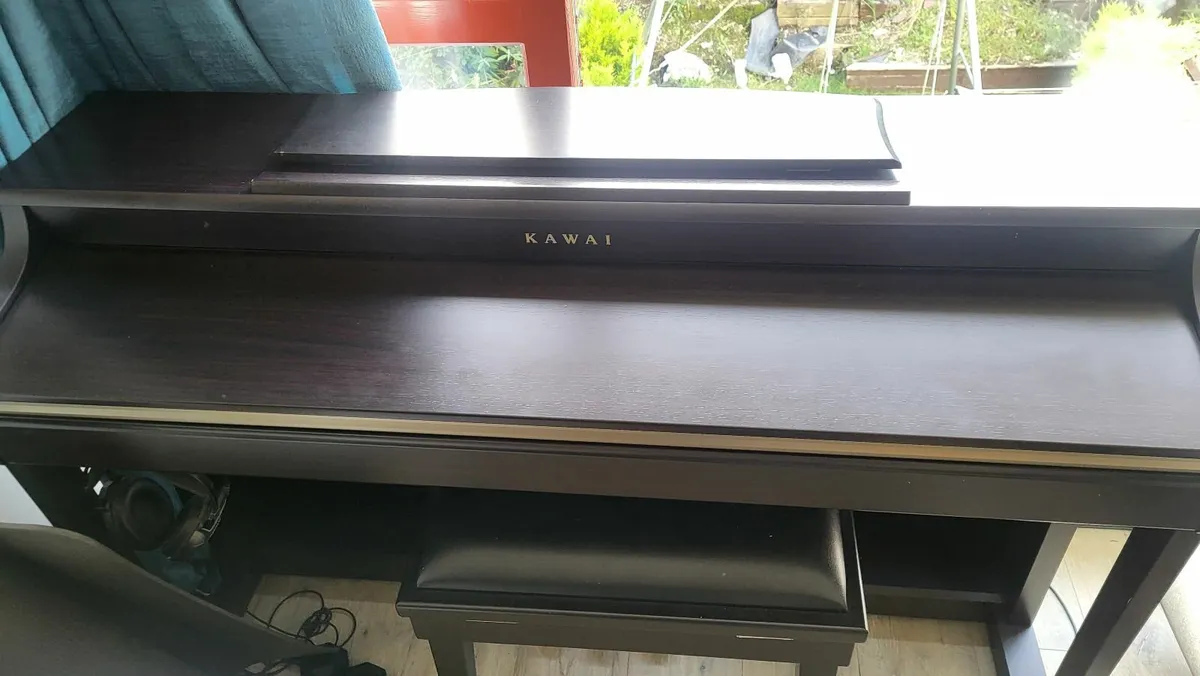 Kawai CN34 and stool - Image 4