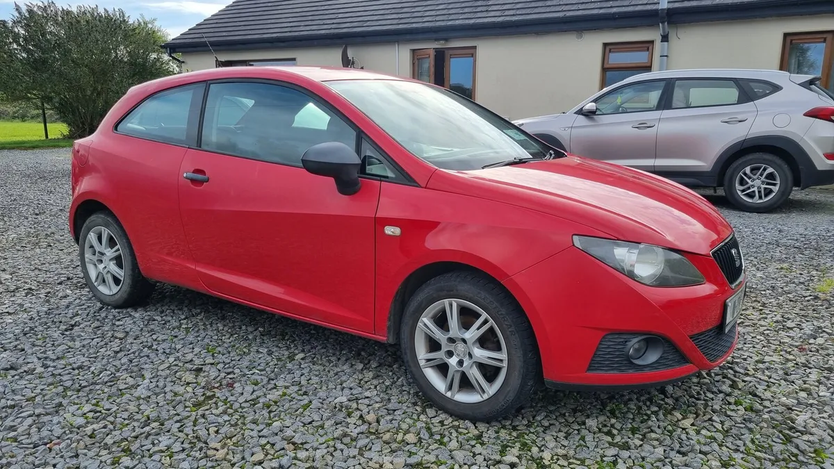 SEAT Ibiza 2011 - Image 1