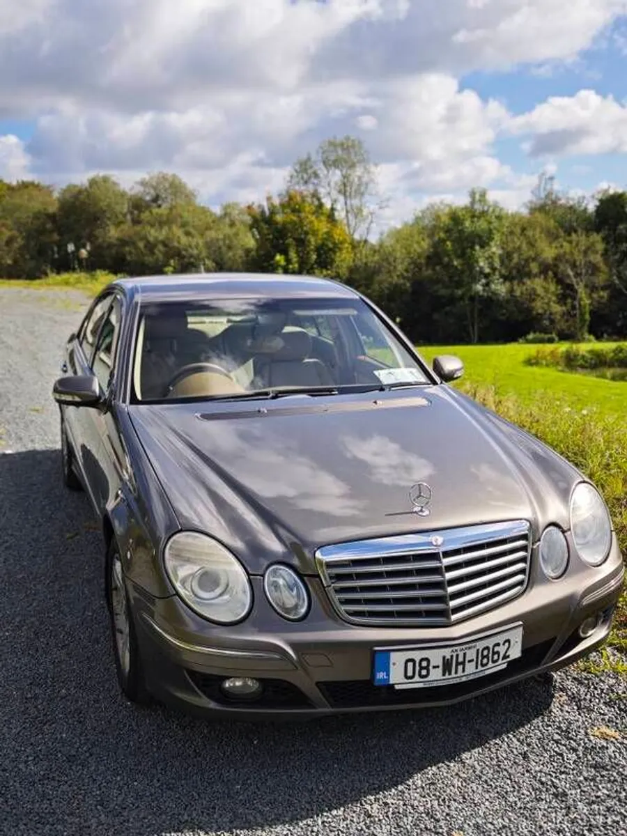 2008 Mercedes Benz E 280 - Image 1