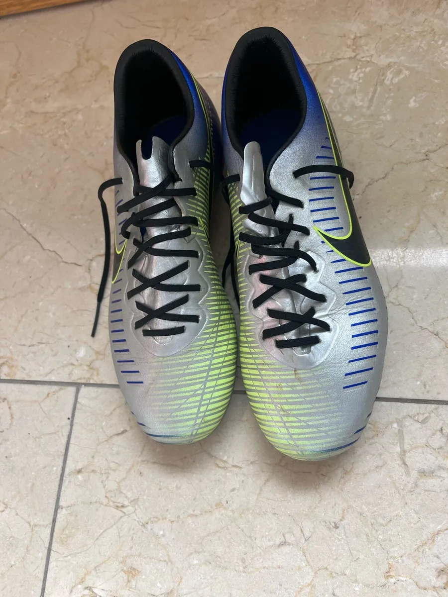 Football boots - Image 4
