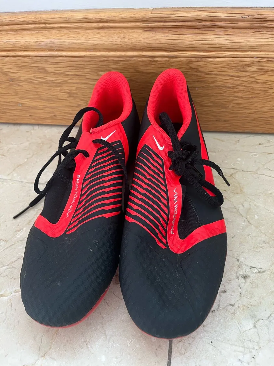 Football boots - Image 4