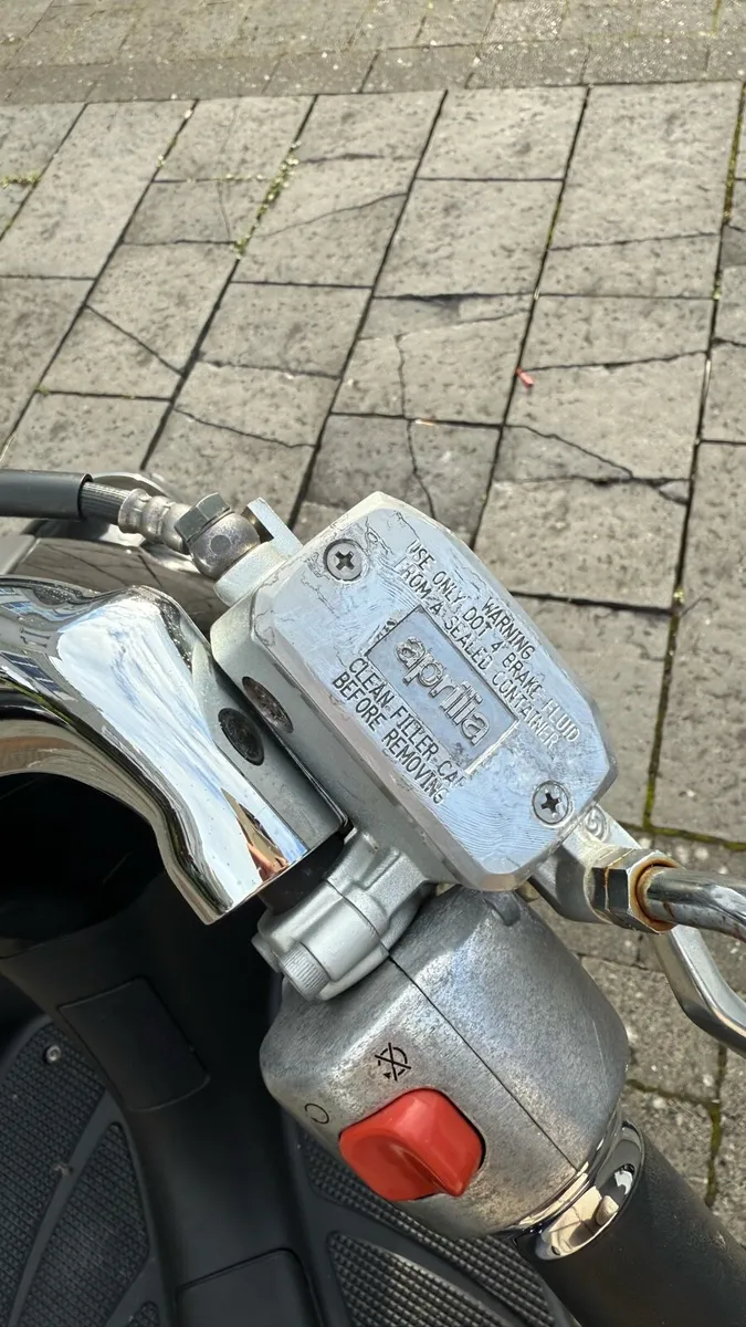Aprilia 50cc Scooter (2011) - Low mileage - Image 4