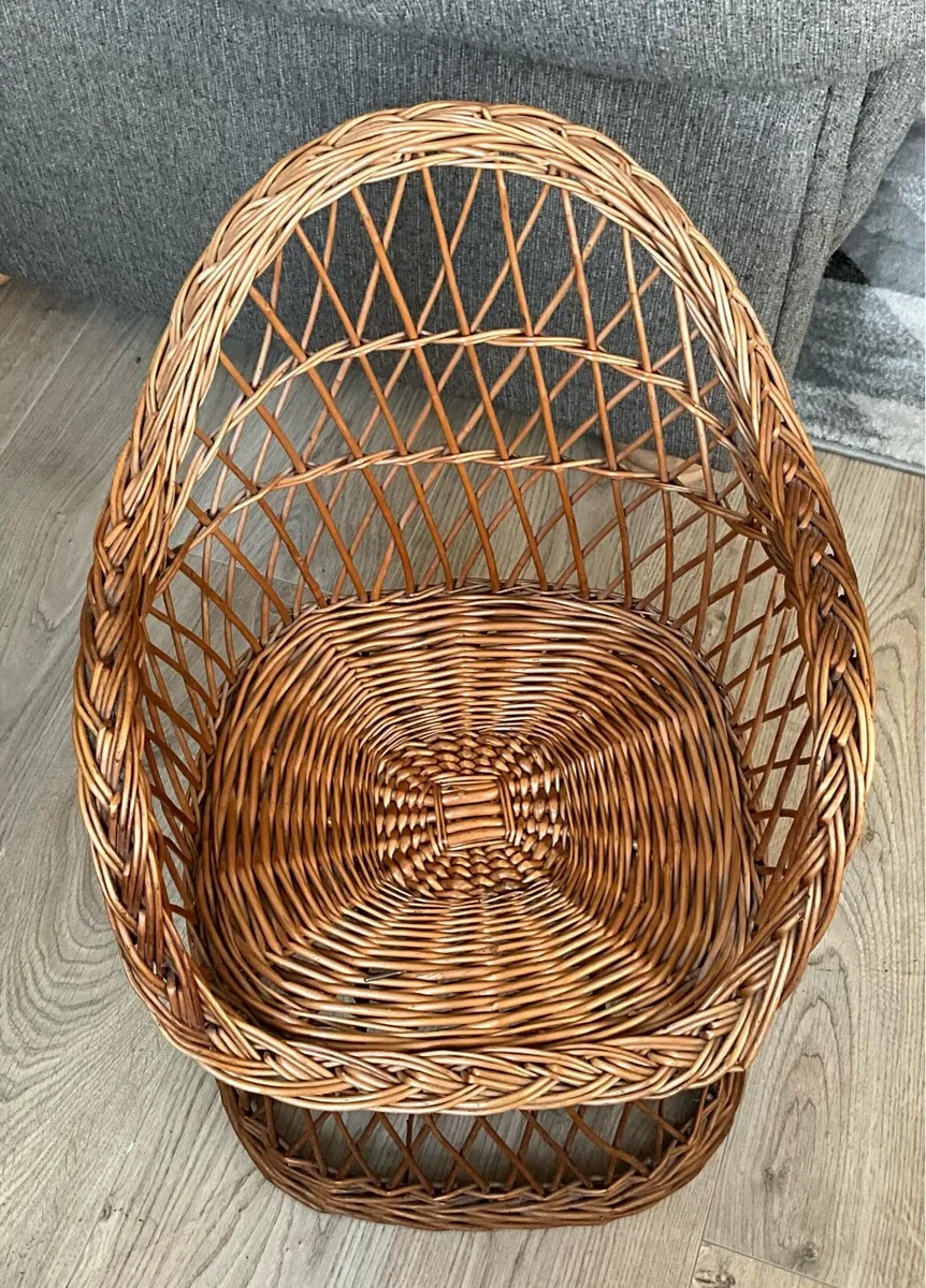 60/70s Childs Bamboo Wicker Seat/Chair/Plant Stand - Image 2