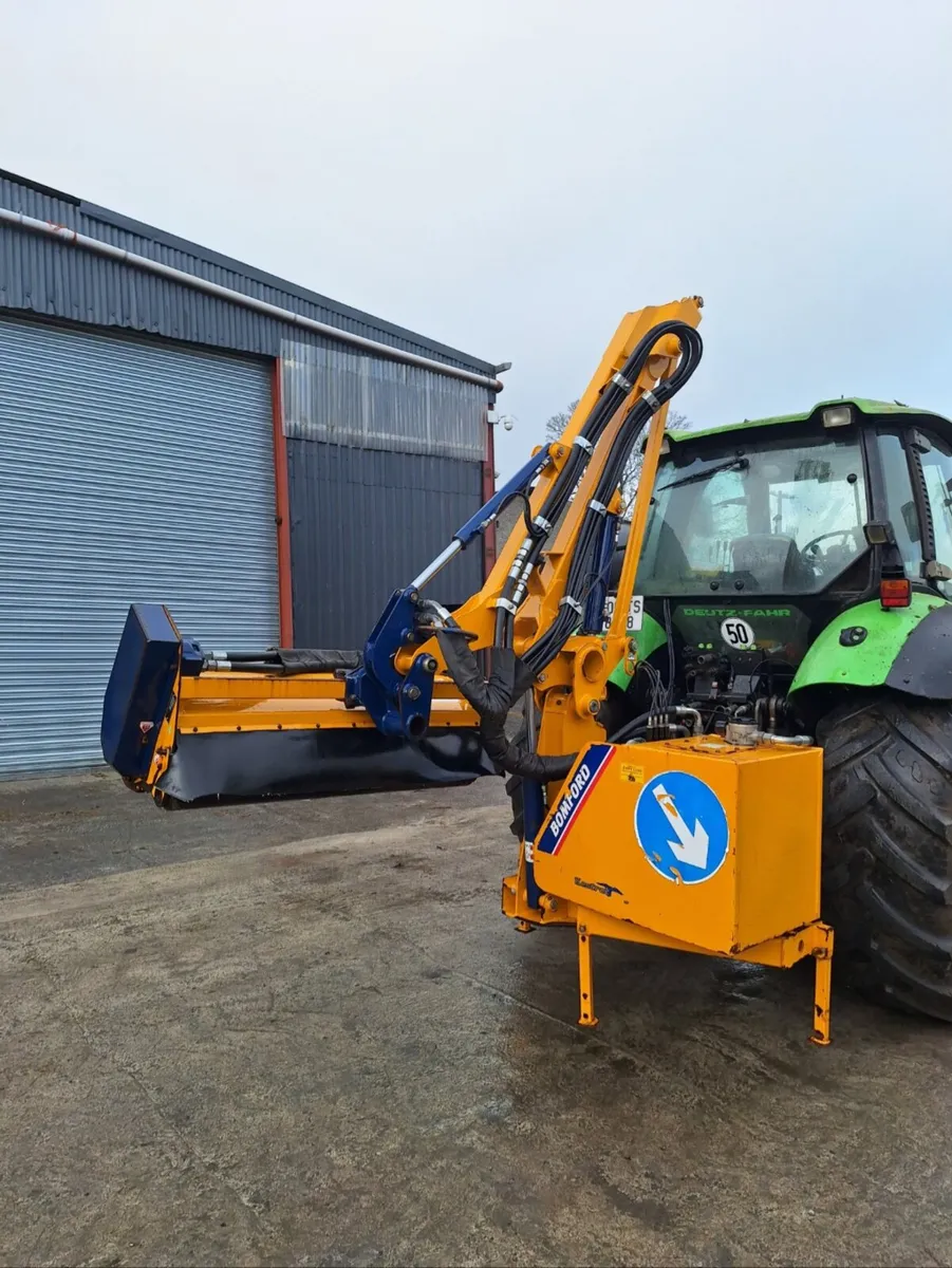 Bomford Kestrel Hedgecutter - Image 1