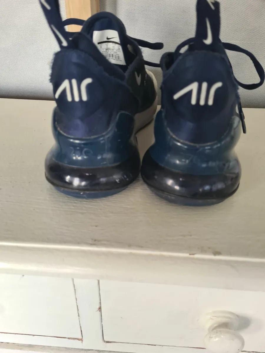 Runners - Image 2
