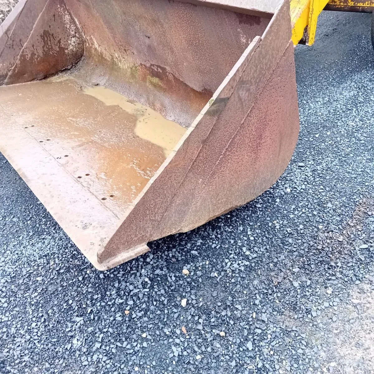 Loader bucket can also be used on 3 point linkage - Image 4