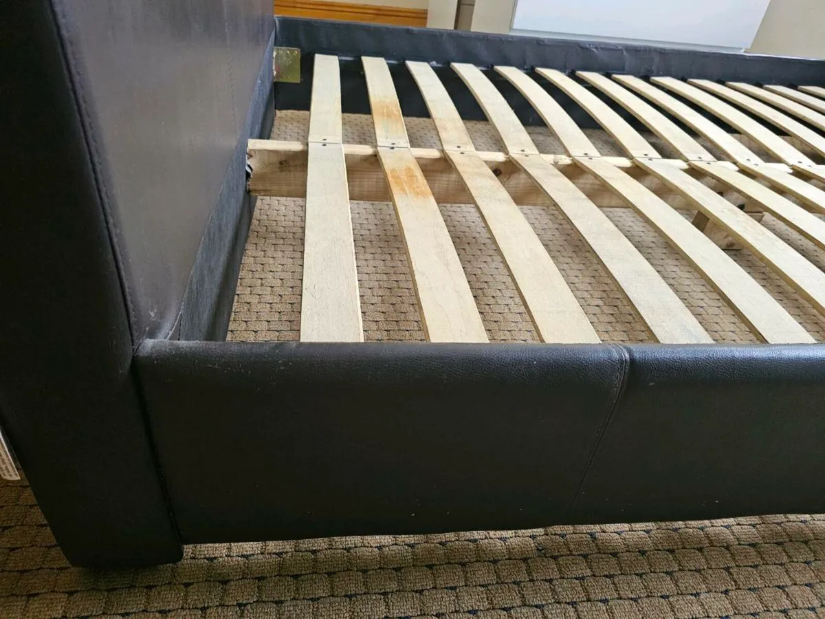 Bed frame - Image 3