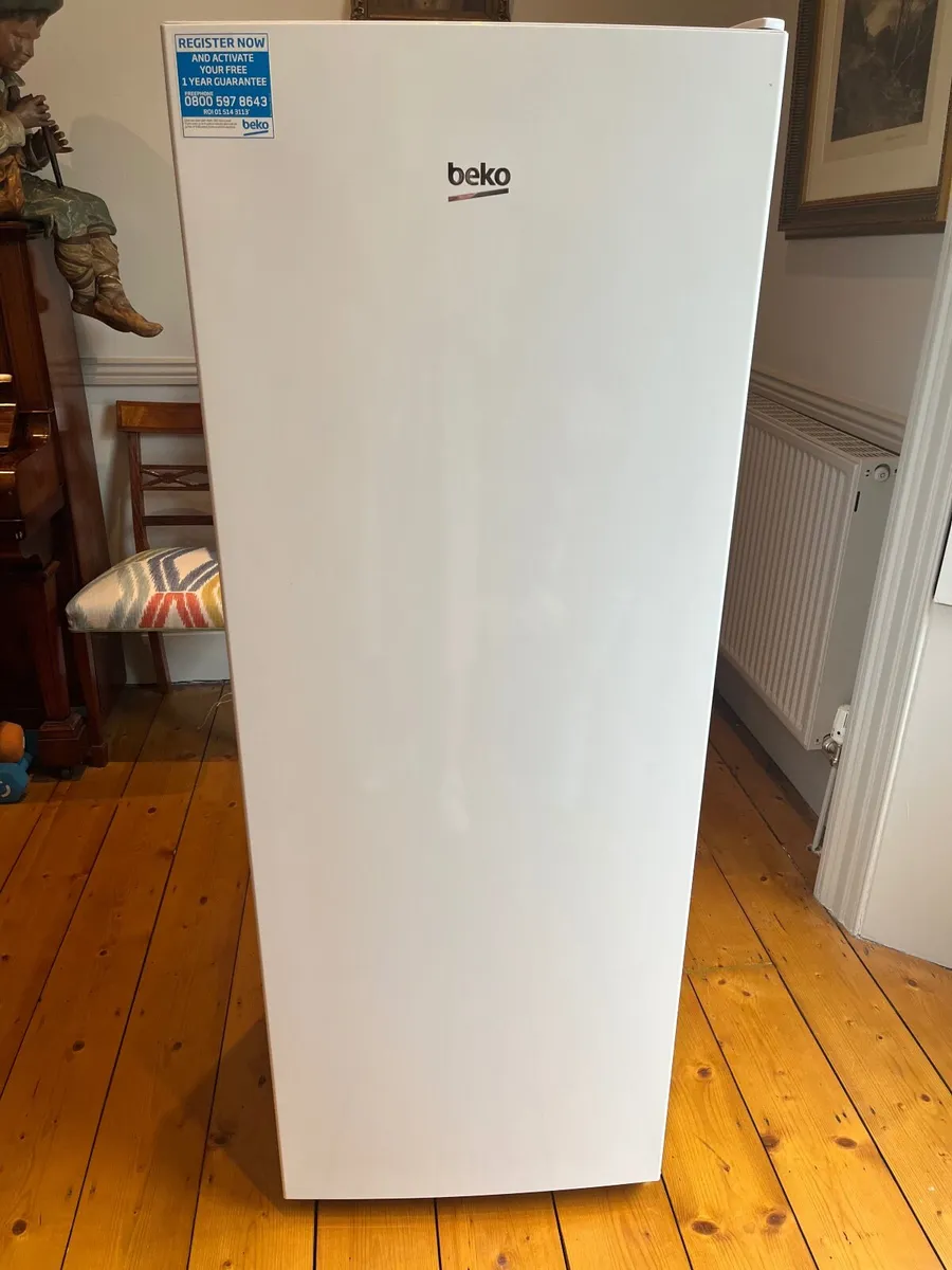 Fridge - Beko (free standing) - Image 1